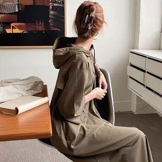 Hooded Elbow-sleeve Dress