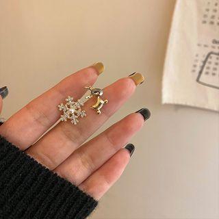 Deer Stud Earring 1 Pair - Gold - One Size