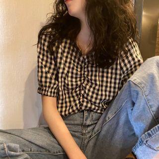 Gingham V Neck Puff Short Sleeve Crop Top