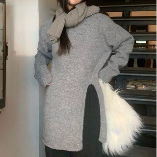 Round Neck Plain / Stripe Loose Fit Slit Long Sweater