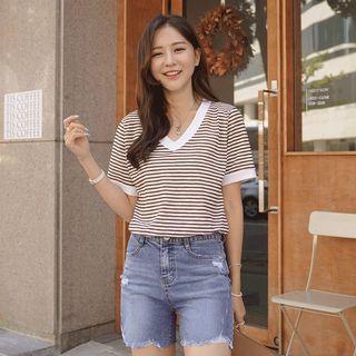 V-neck Striped Ringer T-shirt