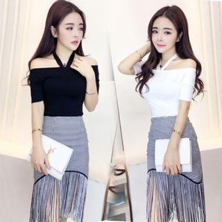 Set: Off-shoulder Cropped Top + Fringe-trim Houndstooth Skirt