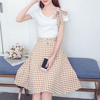 Set: Gingham Bow Accent Short Sleeve T-shirt + A-line Skirt