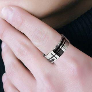 Cross Print Ring