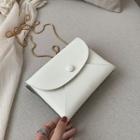 Snap Button Clutch