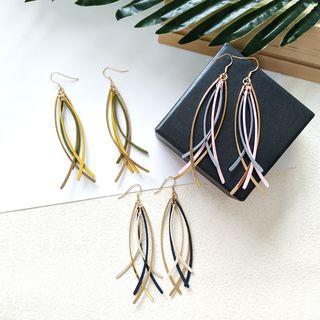 Curved Fringed Earring