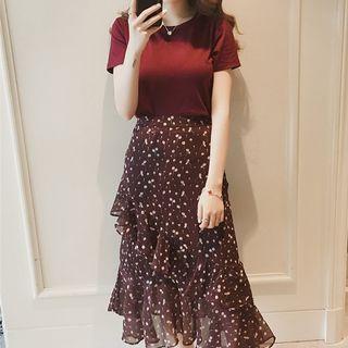 Set: Short-sleeve T-shirt + Floral A-line Midi Skirt