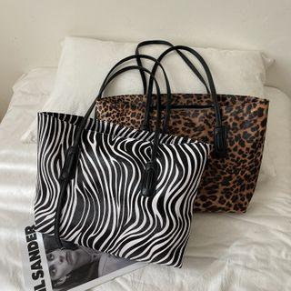 Animal Print Toe Bag