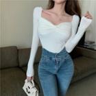 Long-sleeve Bow Square-neck Top