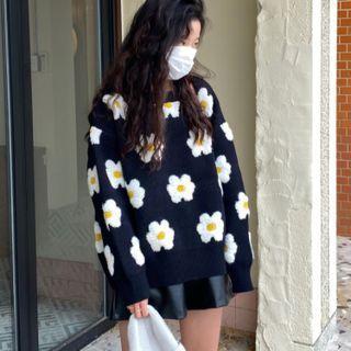 Flower Print Sweater White Flower - Navy Blue - One Size