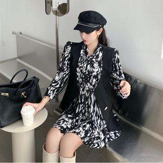 Print Long-sleeve Dress / Plain Vest