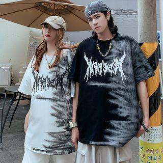 Letter Graffiti Print Elbow-sleeve T-shirt