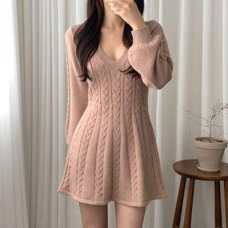 Long-sleeve V-neck Cable-knit Dress