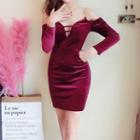 3/4-sleeve Velvet Mini Bodycon Dress