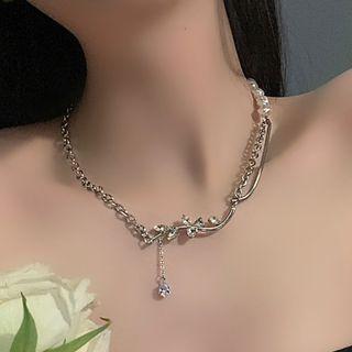Rose Pendant Alloy Choker 1pc - Silver - One Size