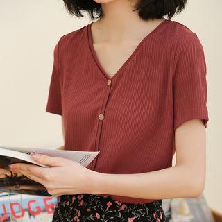 Short-sleeve V-neck Buttoned T-shirt