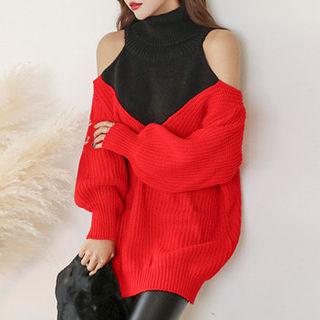 Cutout-shoulder Turtle-neck Knit Top