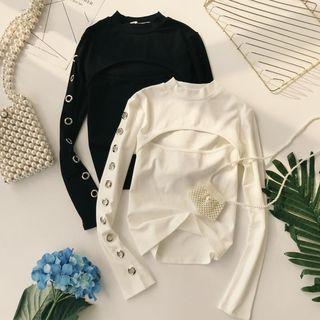 Long-sleeve Grommet Open Front T-shirt