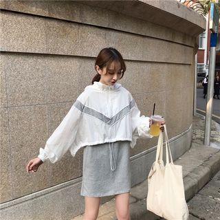 Set: Color-block Zipped Light-jacket + Slipdress