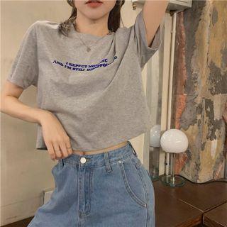 Short-sleeve Letter Print Cropped Top