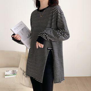 Lettering Slit-hem Striped Sweatshirt