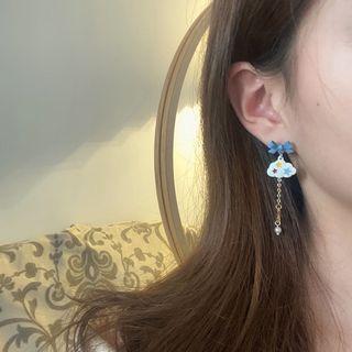 Rabbit Cloud Asymmetrical Alloy Dangle Earring