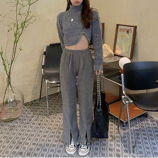High-neck Asymmetrical Cropped Sweater / Plain Slit Pants
