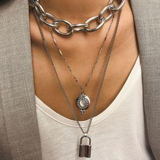 Chained Layered Necklace Nl124 - One Size