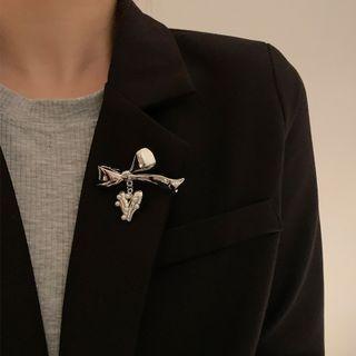 Bow & Heart Brooch Silver - One Size