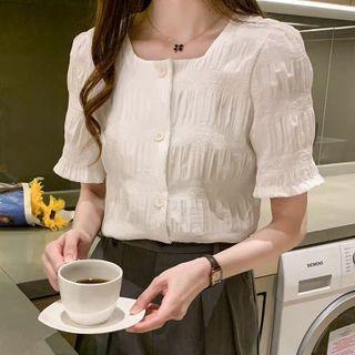 Short-sleeve Buttoned Square-neck Top