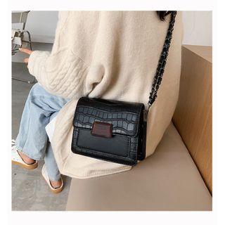 Vintage Flap Crossbody Bag