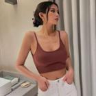 Deep U-neck Crop Tank Top