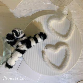 Zebra Print Chenille Hair Clamp / Heart Chenille Earring