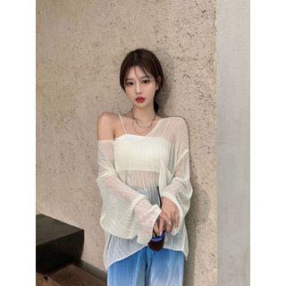 Light Knit Top / Gradient Wide-leg Pants