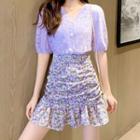 V-neck Elbow-sleeve Lace Blouse / Floral Print Mini Pencil Skirt / Set