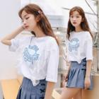 Short-sleeve Lace Trim Lettering T-shirt / Mini Pleated Skirt