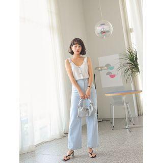 U-neck Sleeveless Buttoned Top