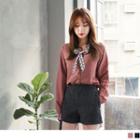 Pattern Collar Lace-up Blouse