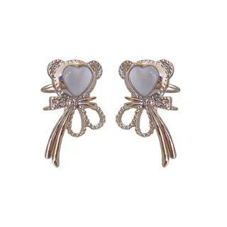 Bow Rhinestone Alloy Cuff Earring 1 Pc - White - One Size