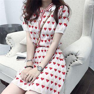Set: Short-sleeve Heart Pattern Buttoned Knit Top + A-line Knit Skirt As Shown In Figure - One Size