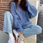 Cable-knit Sweater / Straight Leg Jeans