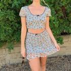 Set: Short-sleeve Floral T-shirt + Skirt