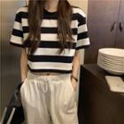 Short-sleeve Striped Loose Fit Cropped Top As Shown In Figure - One Size