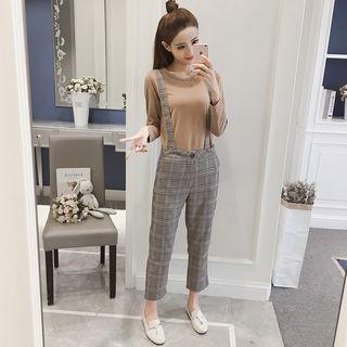 Set: Long-sleeve T-shirt + Plaid Cropped Jumper Pants