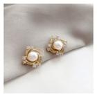 Freshwater Pearl Alloy Earring 1 Pair - Clip On Earrings - Gold & White - One Size