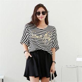 Dolman-sleeve Lettering Stripe T-shirt