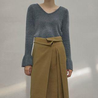Bell-cuff Fluffy Knit Crop Top