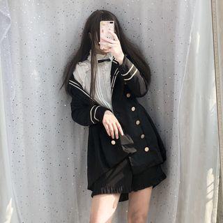 Set: Frilled Blouse + Shorts + Dip Back Double-breasted Jacket
