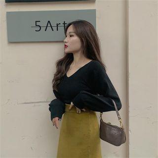 V-neck Sweater / Irregular Hem Midi Pencil Skirt