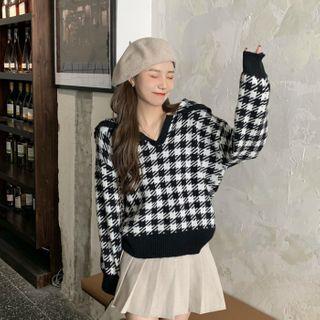 Houndstooth Collared Sweater